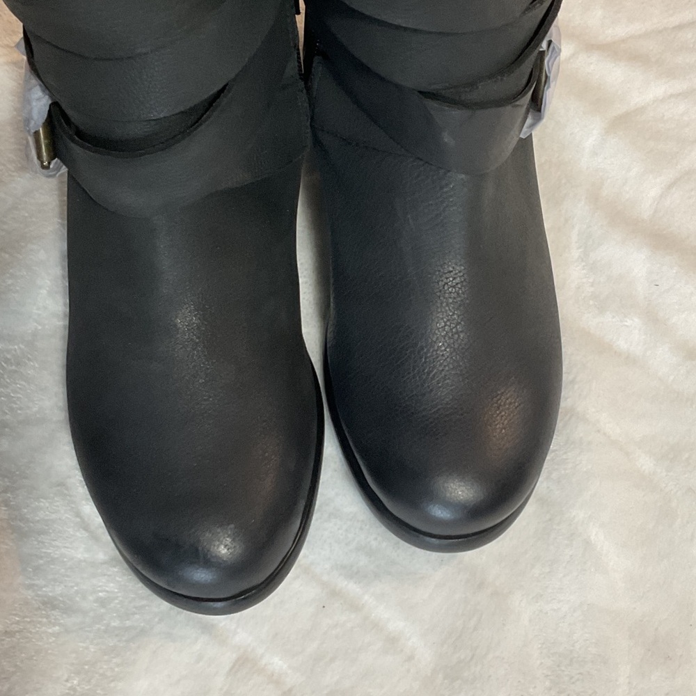 Elegant Black leather Heeled Boots for Women NEW - Picture 5 of 6